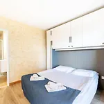 Hello Cote D'azur - Spacious At A 5 Min Walk From The شقة أنتيب