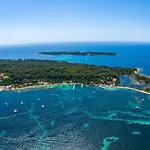 شقة Hello Cote D'azur - Spacious At A 5 Min Walk From The