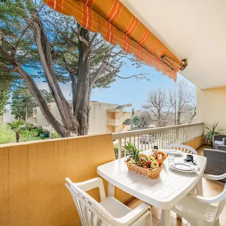 Apartamento Hello Cote D'azur - Spacious At A 5 Min Walk From The *