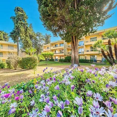 Hello Côte D'azur - Spacious At A 5 Min Walk From The *