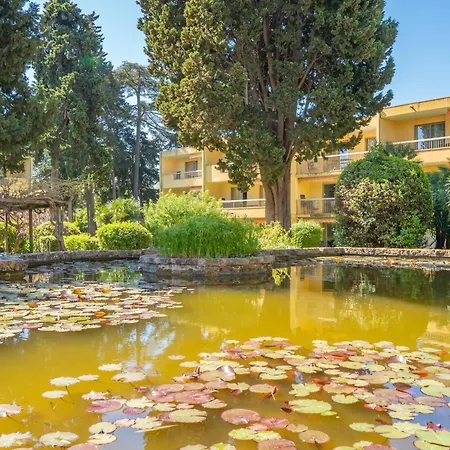 Apartment Spacious At A 5 Min Walk From The Antibes