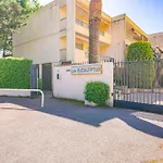 Hello Cote D'azur - Spacious At A 5 Min Walk From The