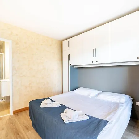 Hello Cote D'azur - Spacious At A 5 Min Walk From The 아파트 앙티브