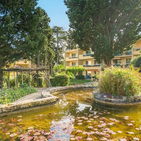 Spacious At A 5 Min Walk From The Antibes