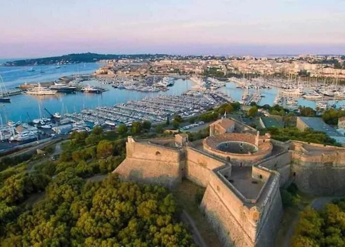 Hello Cote D'azur - Spacious At A 5 Min Walk From The Daire *