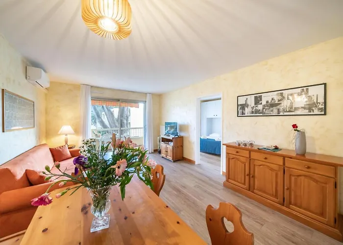 Hello Cote D'azur - Spacious At A 5 Min Walk From The Daire *