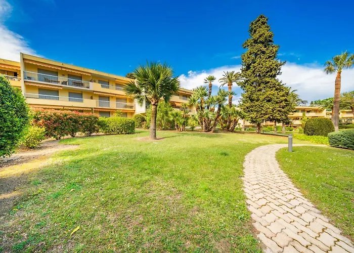 Hello Cote D'azur - Spacious At A 5 Min Walk From The *