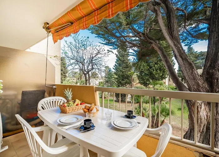 Hello Cote D'azur - Spacious At A 5 Min Walk From The