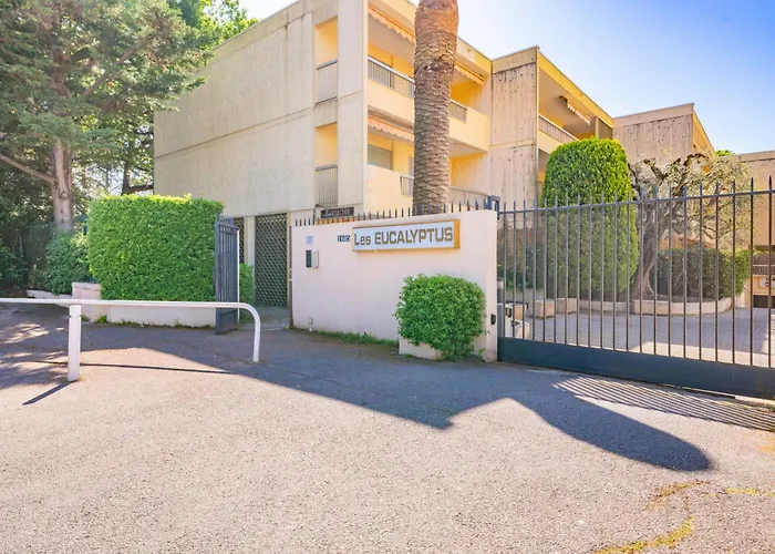 Hello Cote D'azur - Spacious At A 5 Min Walk From The