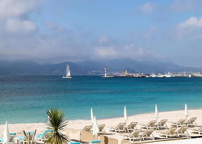 Hello Cote D'azur - Spacious At A 5 Min Walk From The Daire